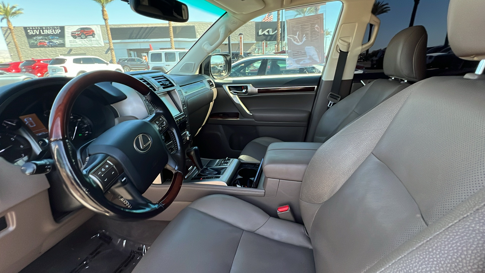 2016 Lexus GX 460 18