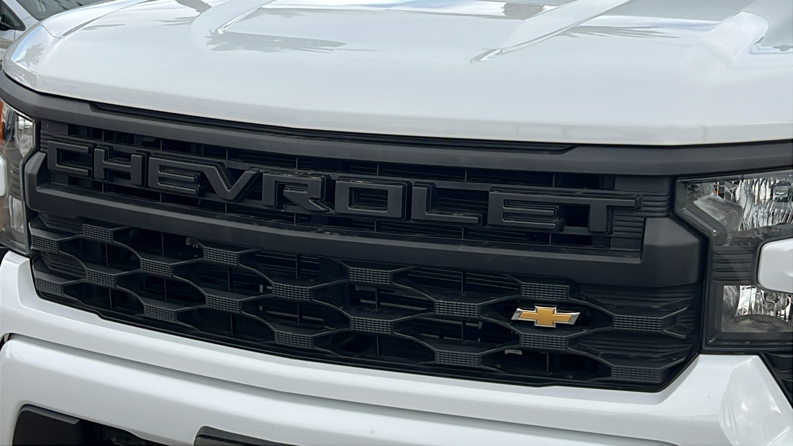 2022 Chevrolet Silverado 1500 Custom 8