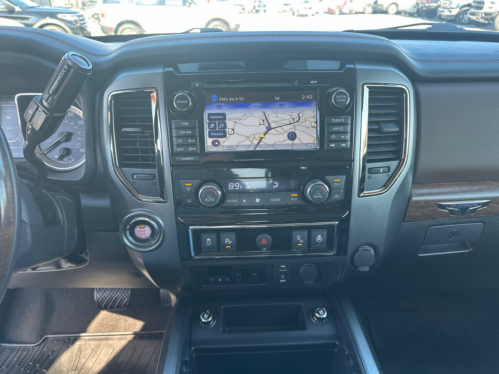 2016 Nissan Titan XD Platinum Reserve 27