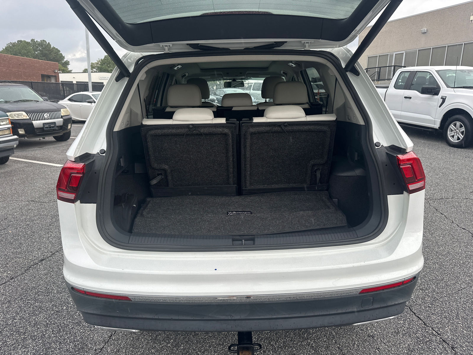 2018 Volkswagen Tiguan 2.0T SE 18