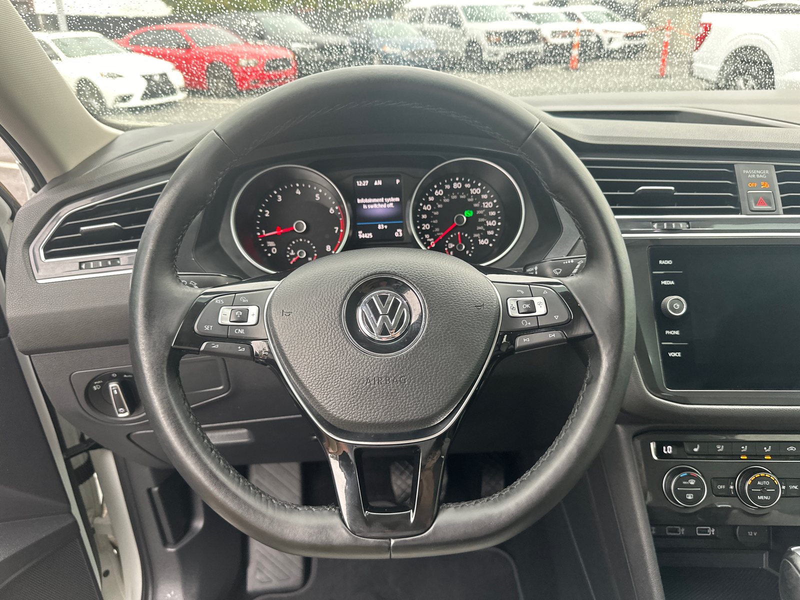 2018 Volkswagen Tiguan 2.0T SE 24