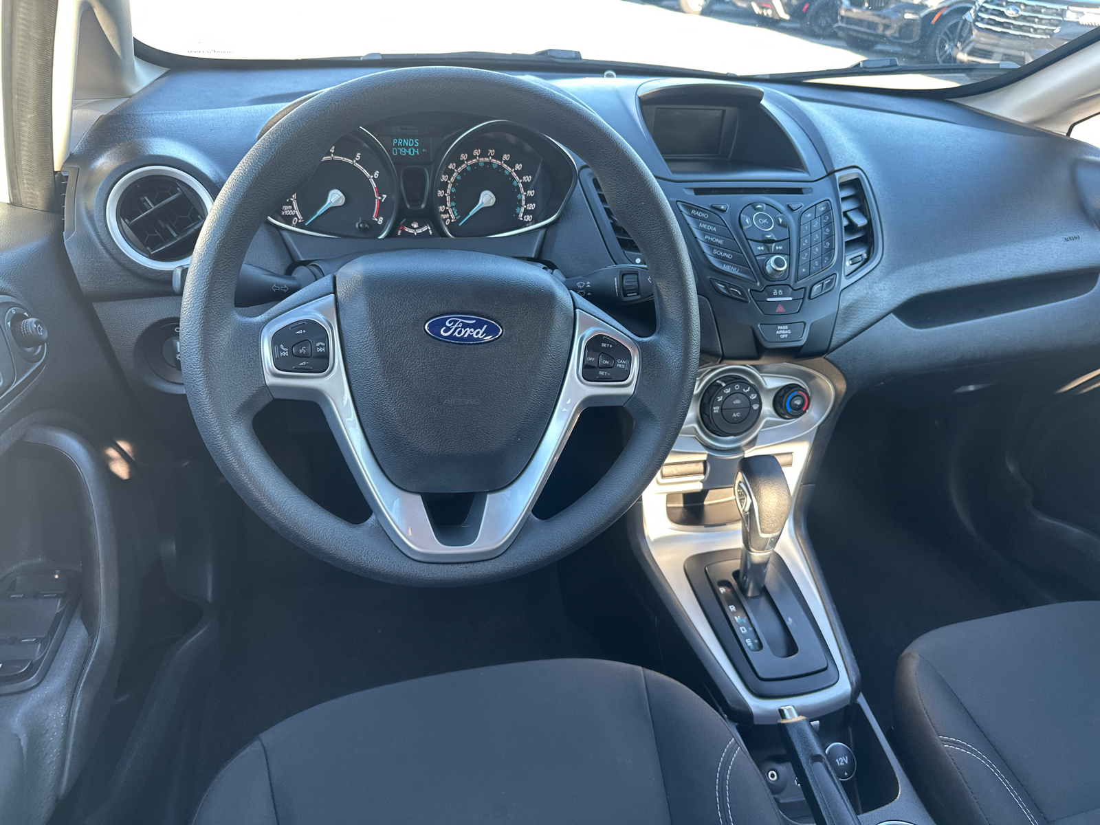 2018 Ford Fiesta SE 22