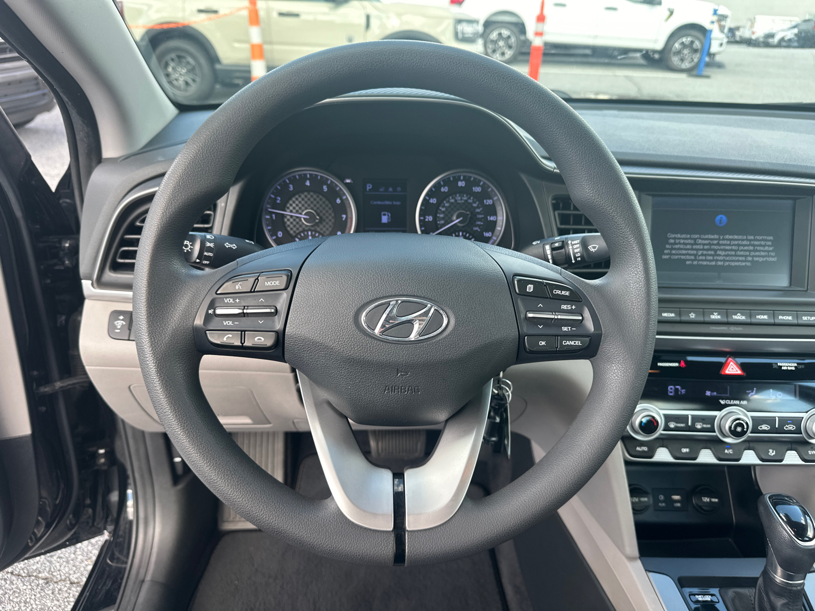 2020 Hyundai Elantra SEL 23