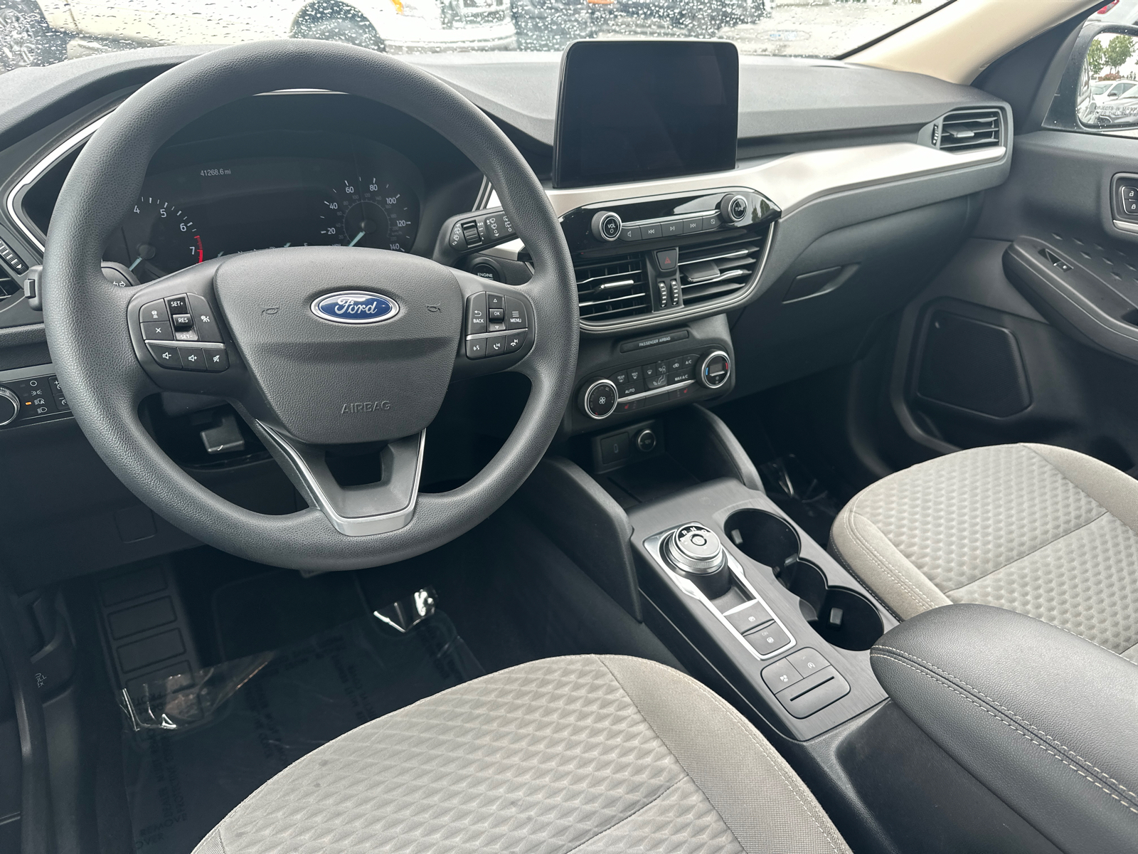 2020 Ford Escape SE 22