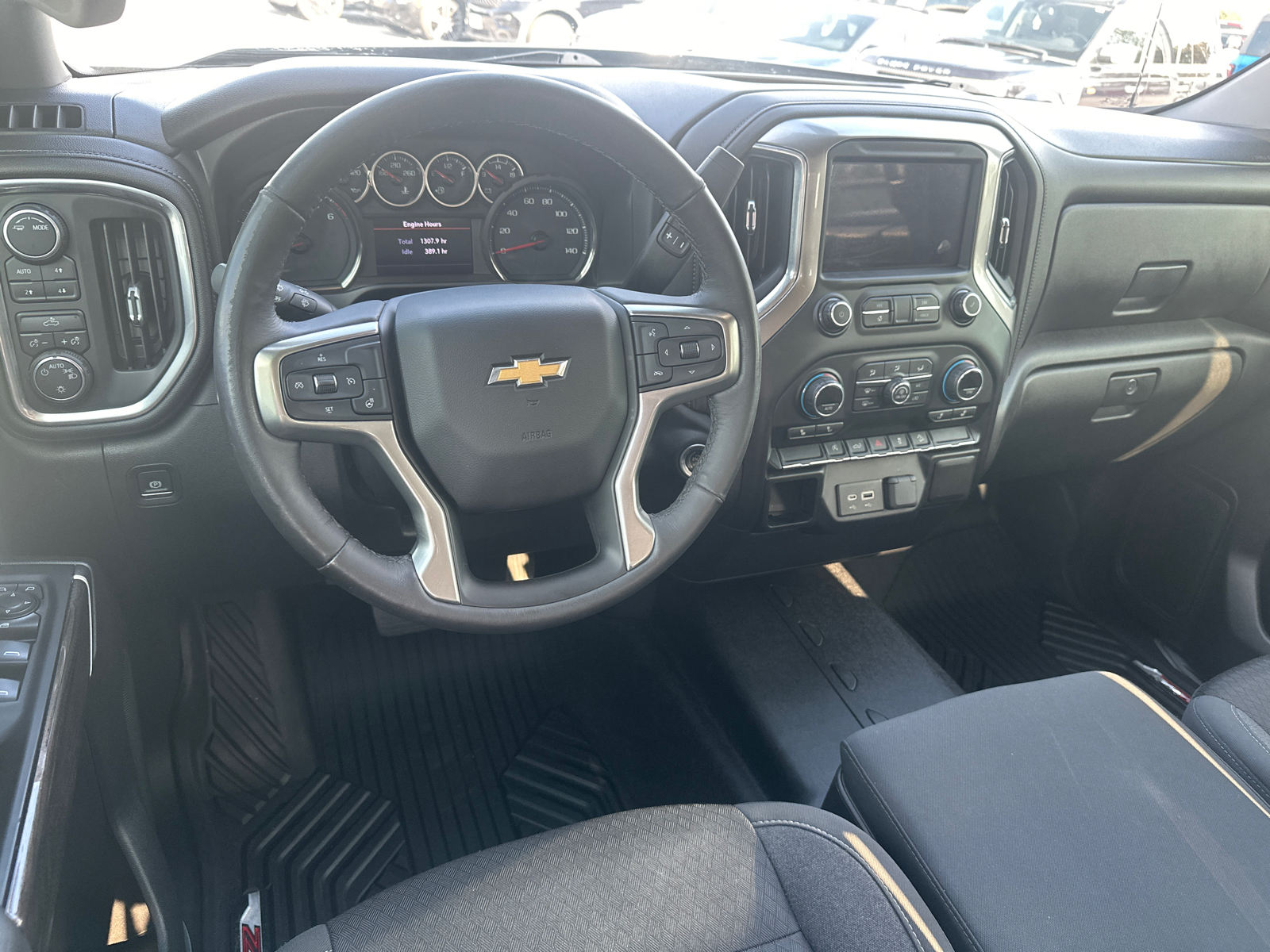 2020 Chevrolet Silverado 1500 LT 22