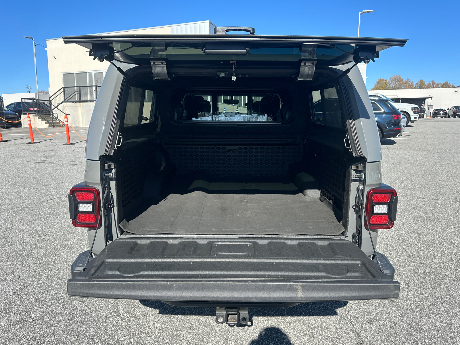 2021 Jeep Gladiator Mojave 18