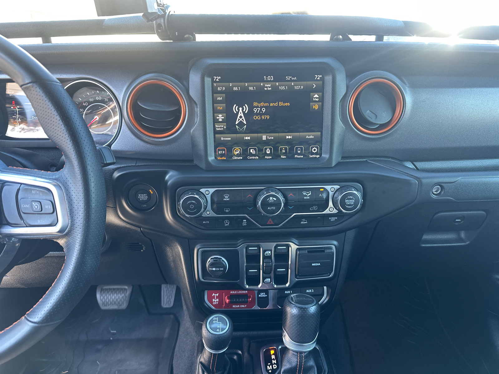 2021 Jeep Gladiator Mojave 27