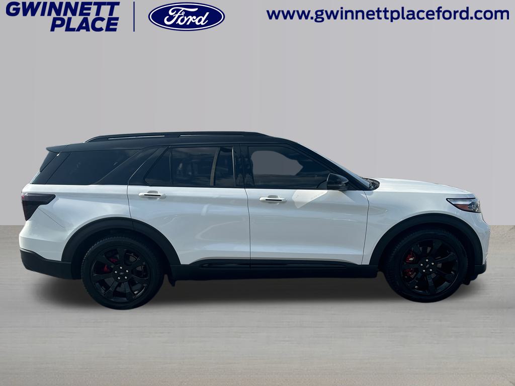 2022 Ford Explorer ST 4