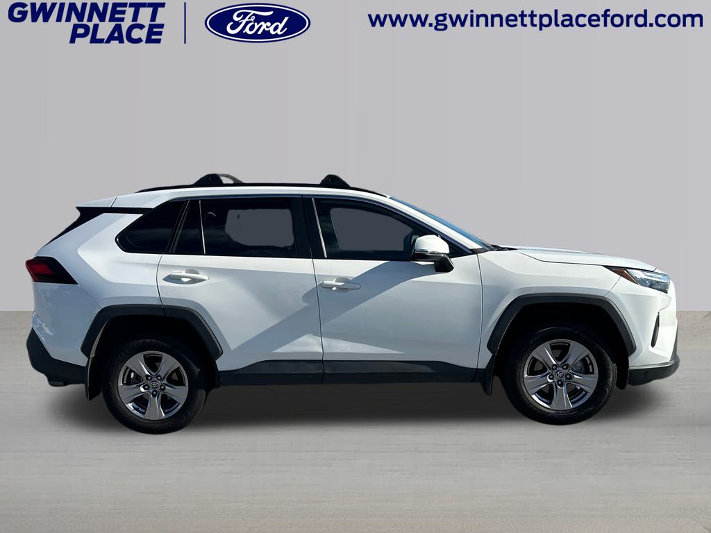 2022 Toyota RAV4 XLE 4