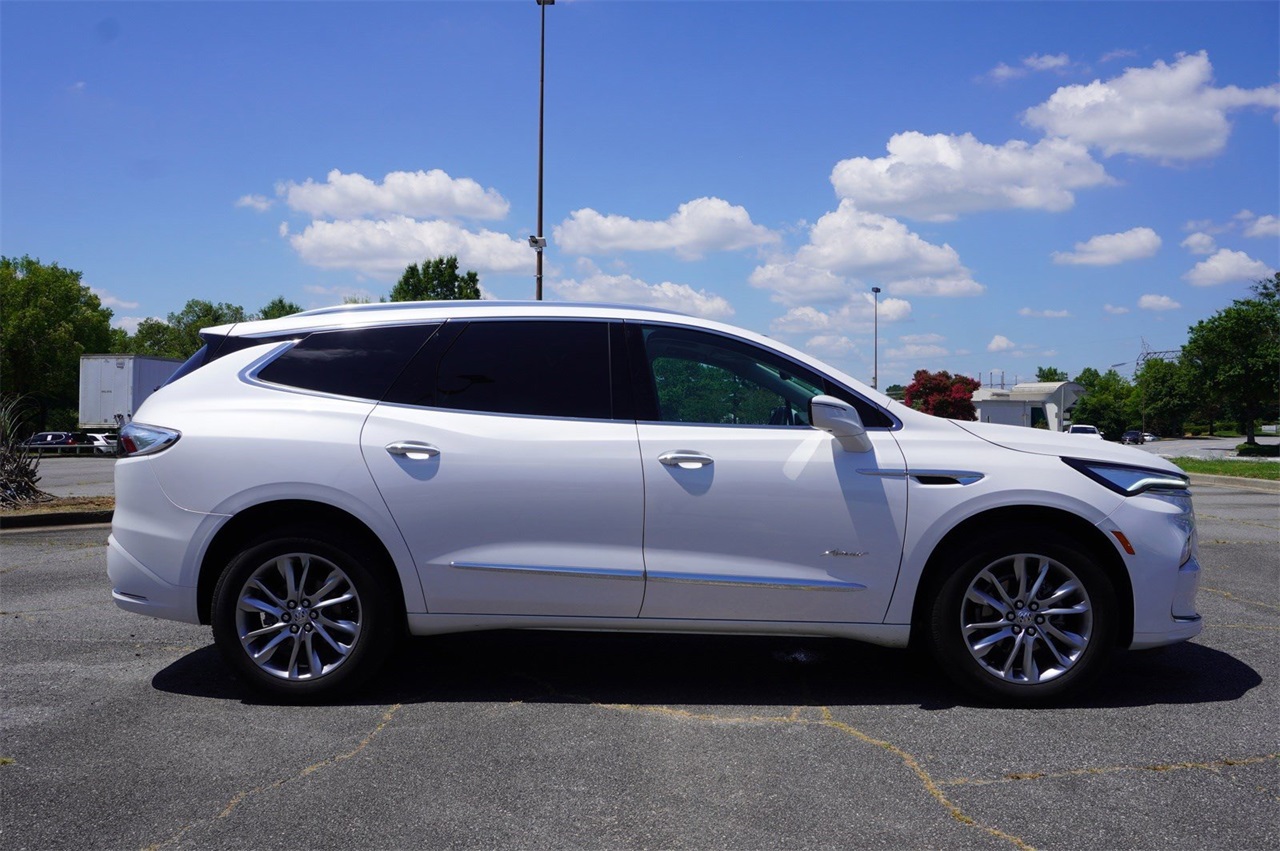 2023 Buick Enclave Avenir 29