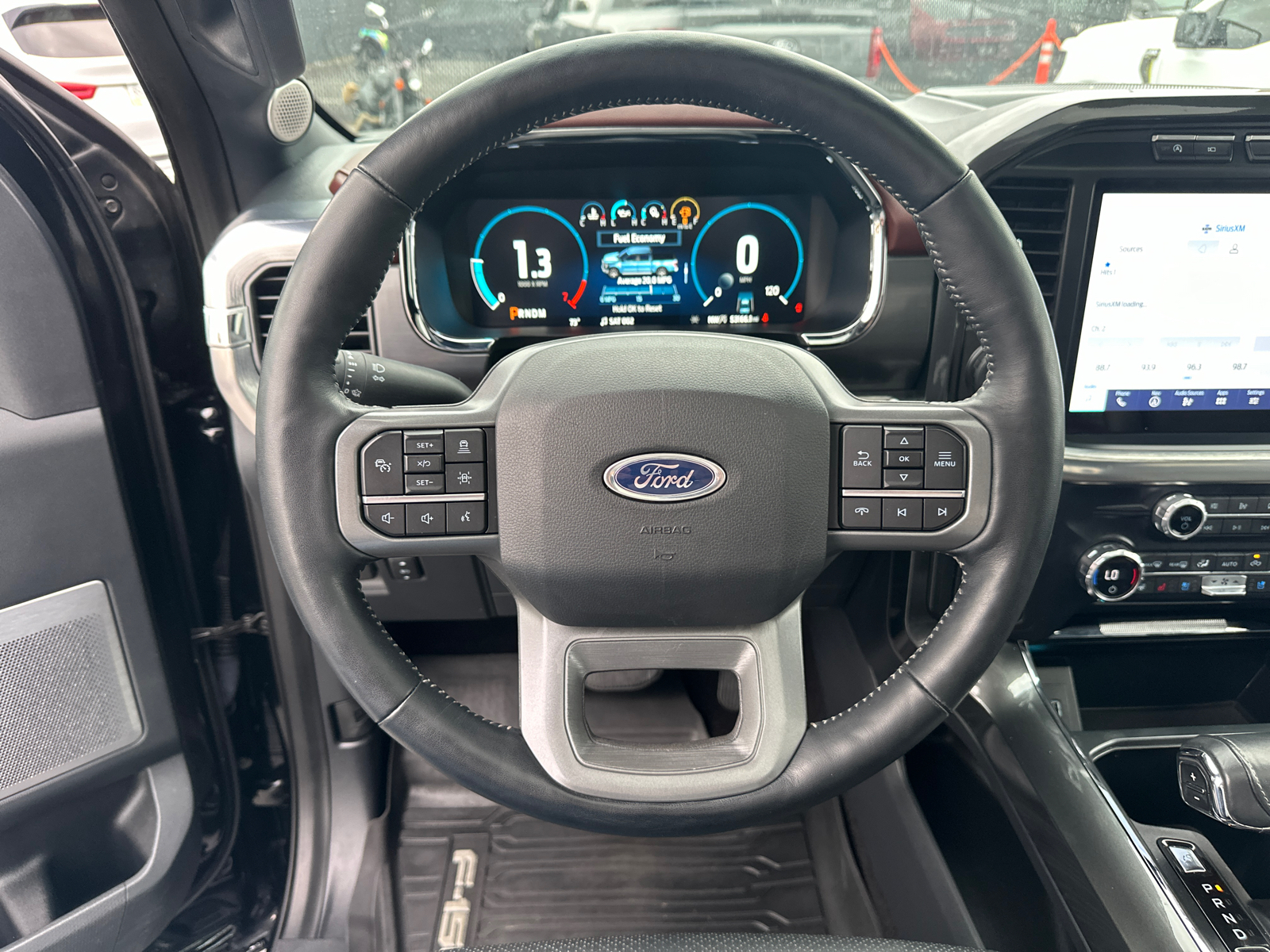 2021 Ford F-150 Lariat 23