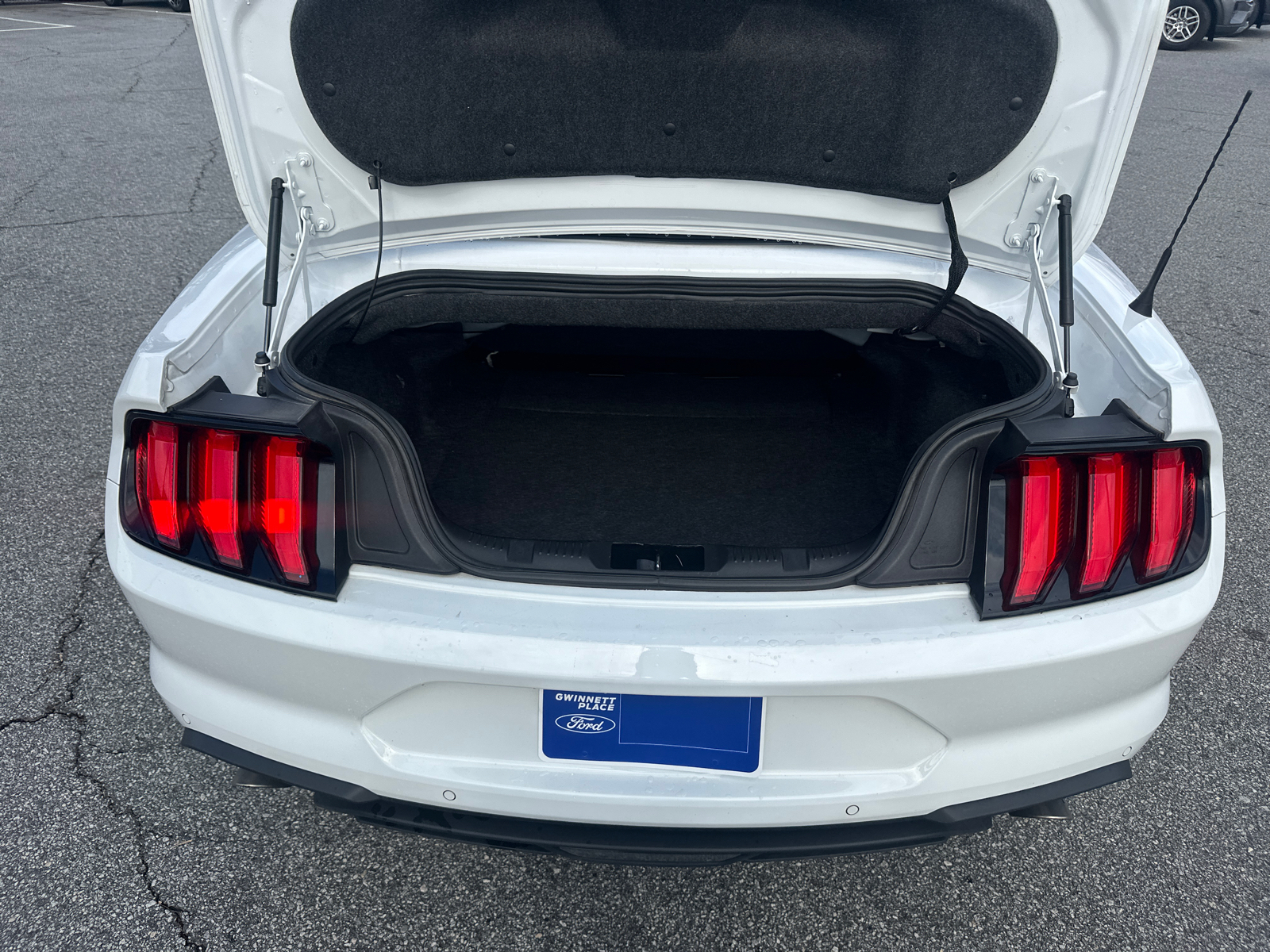 2023 Ford Mustang EcoBoost Premium 17