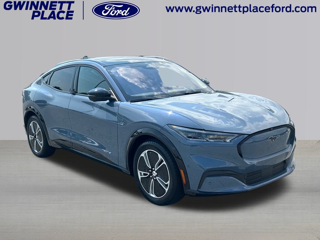 2023 Ford Mustang Mach-E Premium 3