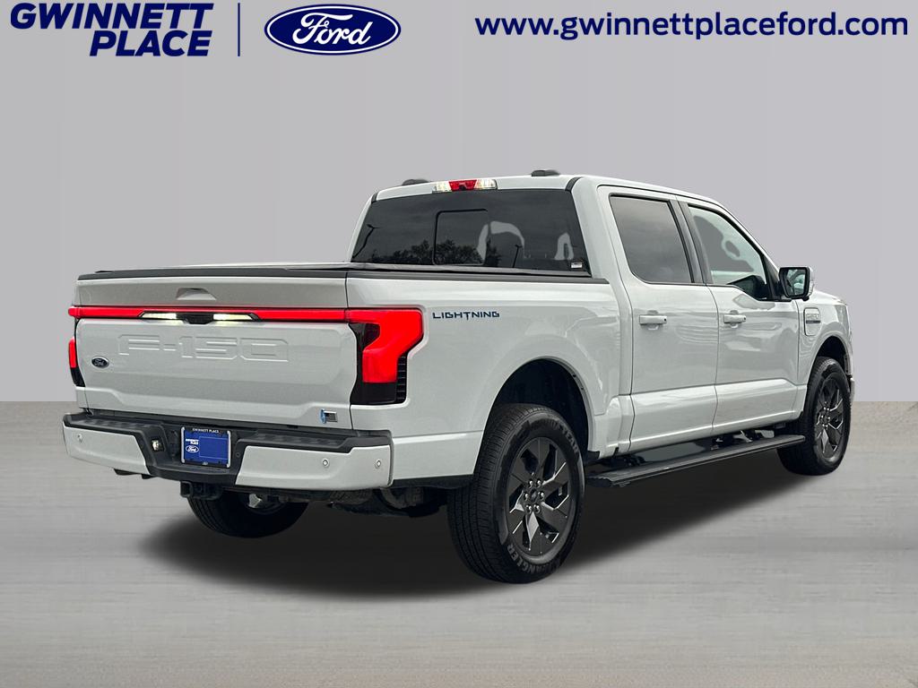 2023 Ford F-150 Lightning Lariat 5