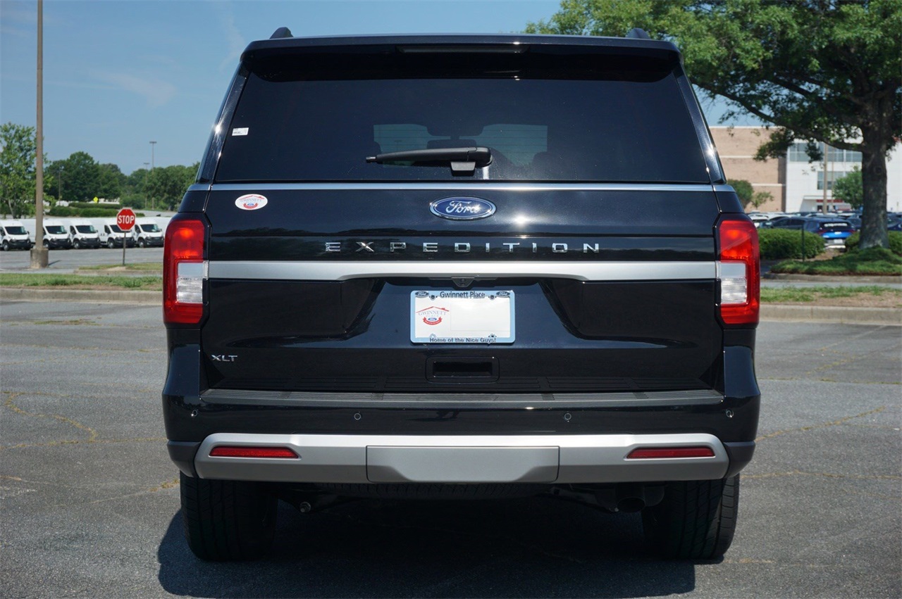 2024 Ford Expedition XLT 32