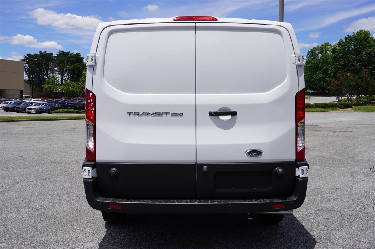 2024 Ford Transit-250 Base 18