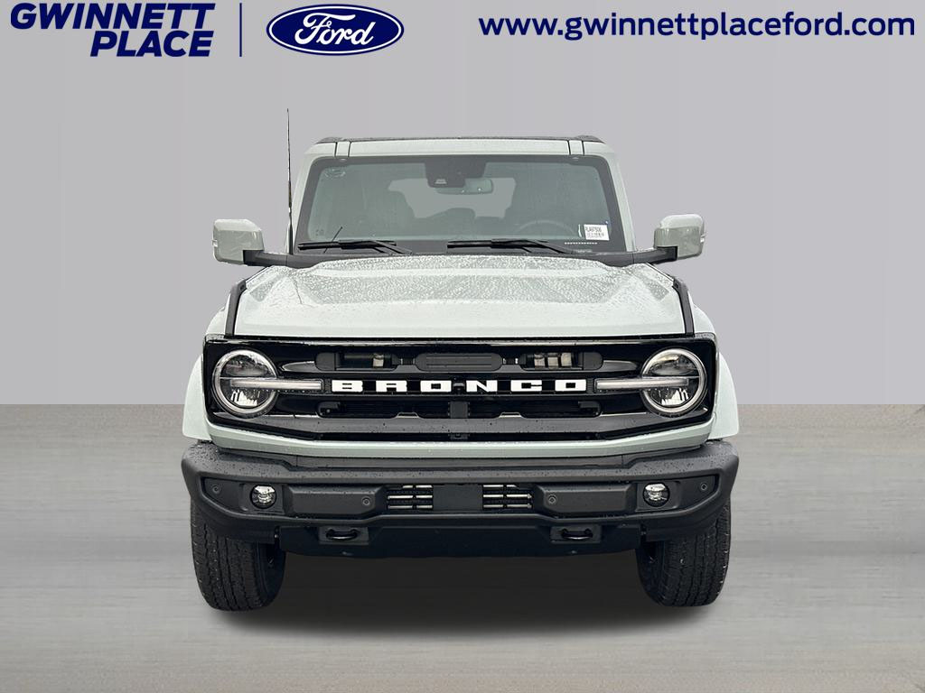 2024 Ford Bronco Outer Banks 2