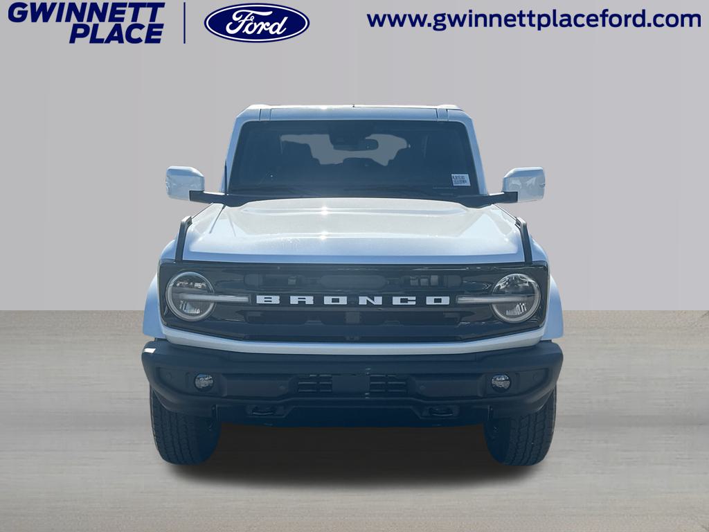 2024 Ford Bronco Outer Banks 2