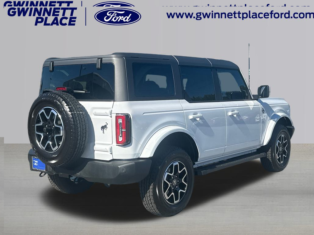 2024 Ford Bronco Outer Banks 5