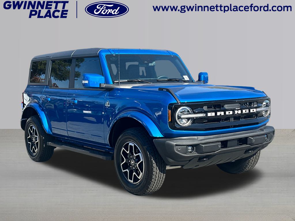 2024 Ford Bronco Outer Banks 3