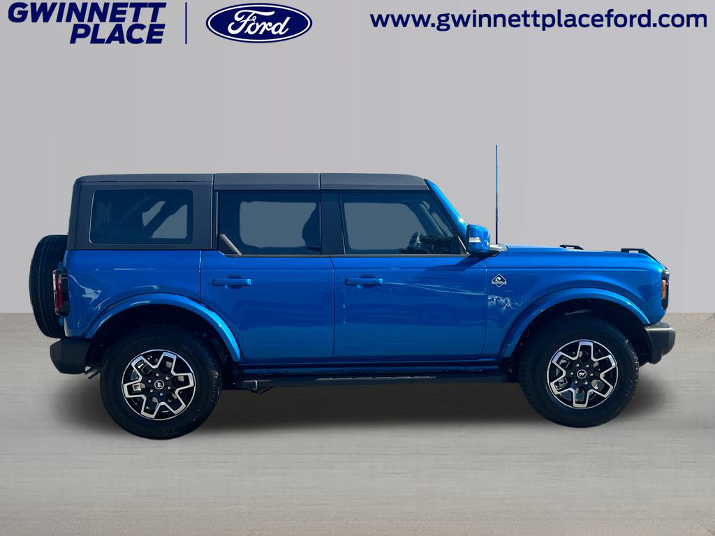 2024 Ford Bronco Outer Banks 4