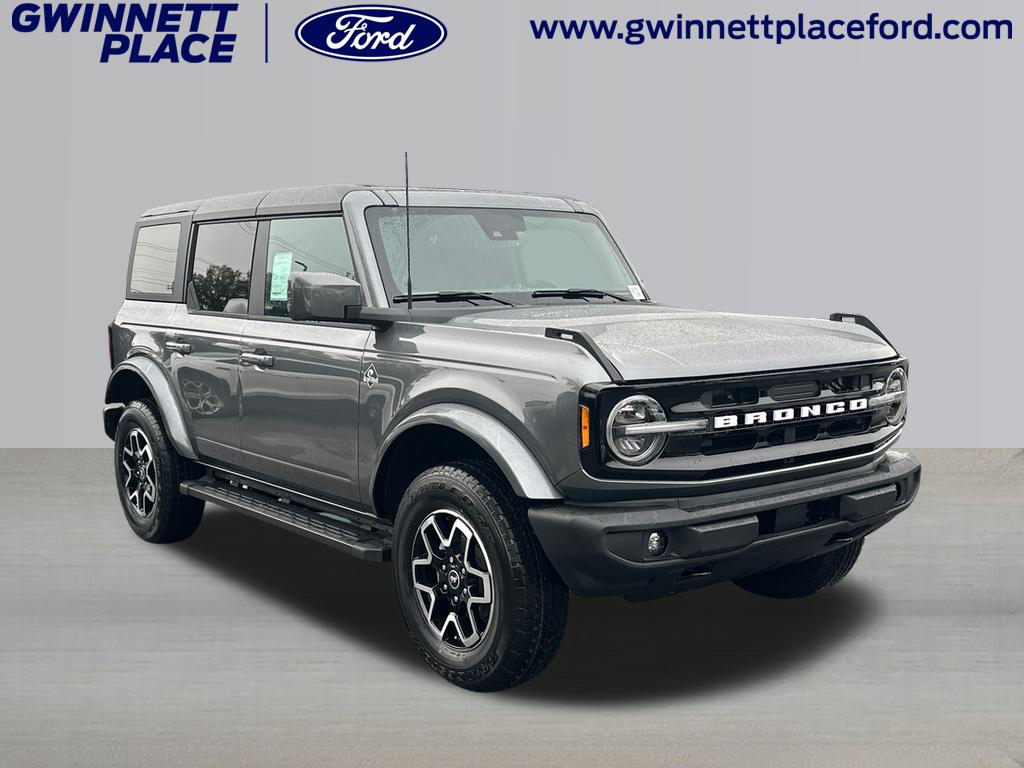 2024 Ford Bronco Outer Banks 3