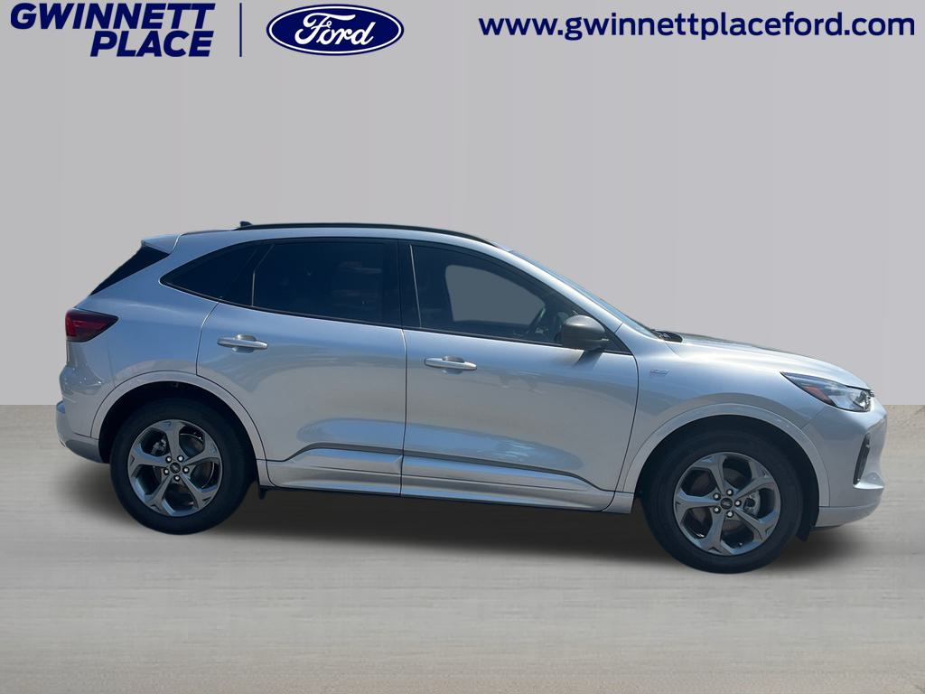 2024 Ford Escape ST-Line 4