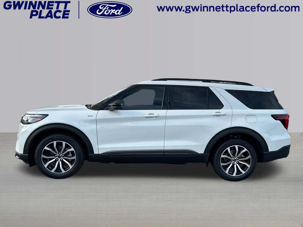 2025 Ford Explorer ST-Line 8