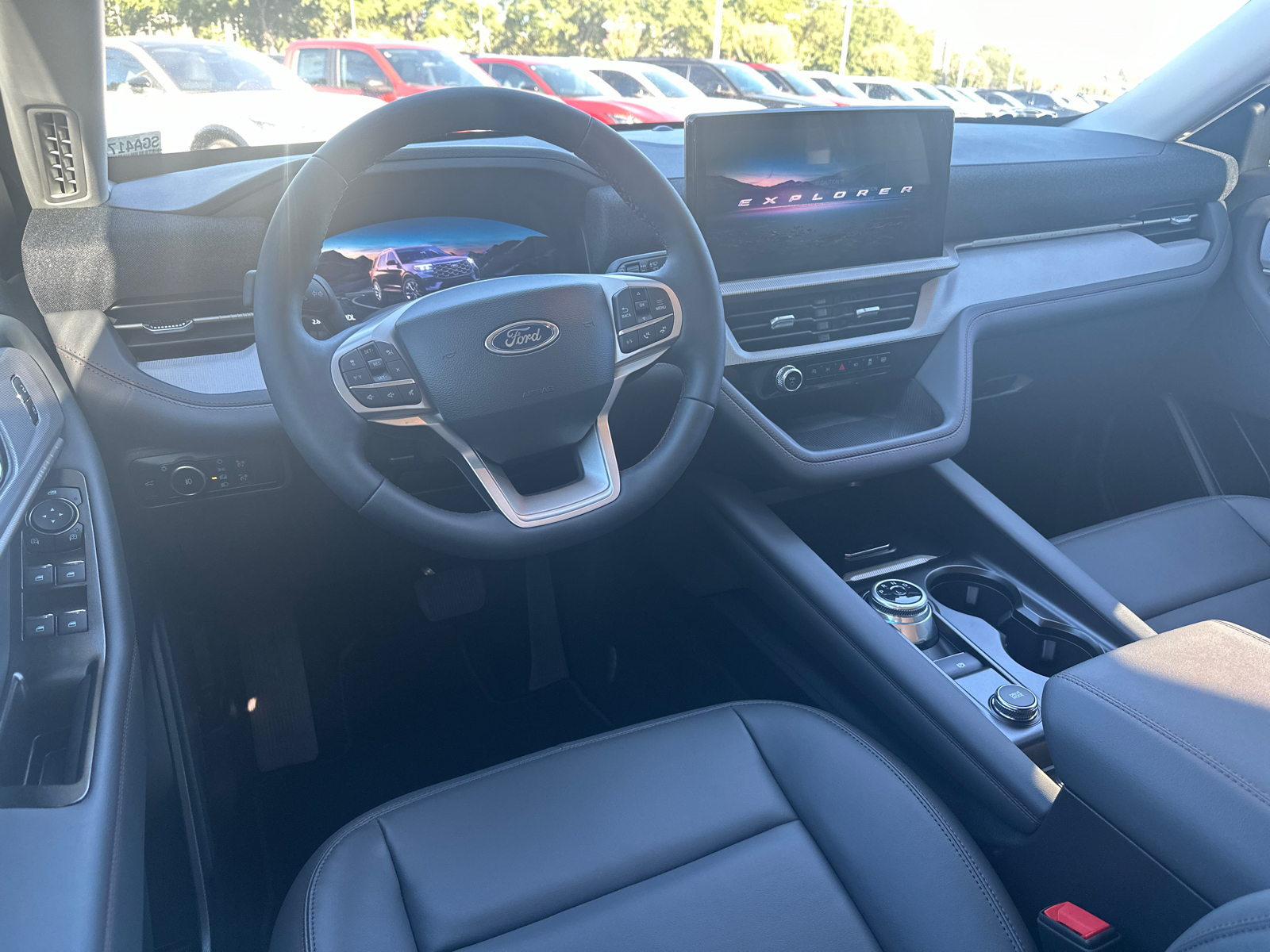 2025 Ford Explorer Active 23