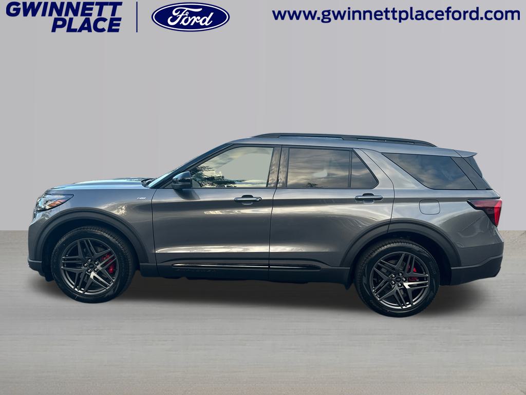 2025 Ford Explorer ST-Line 8