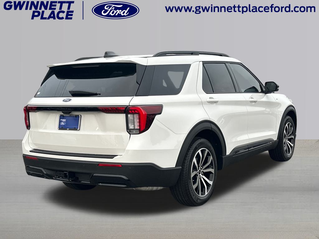 2025 Ford Explorer ST-Line 5