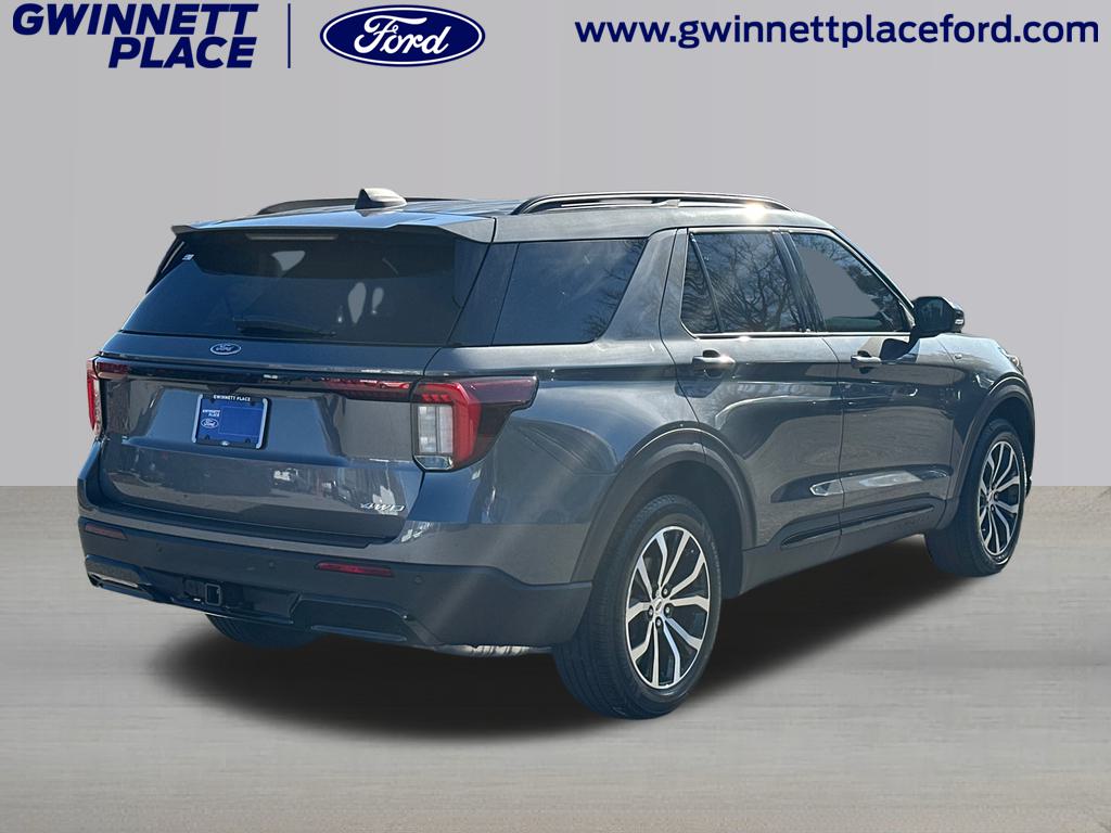 2025 Ford Explorer ST-Line 5