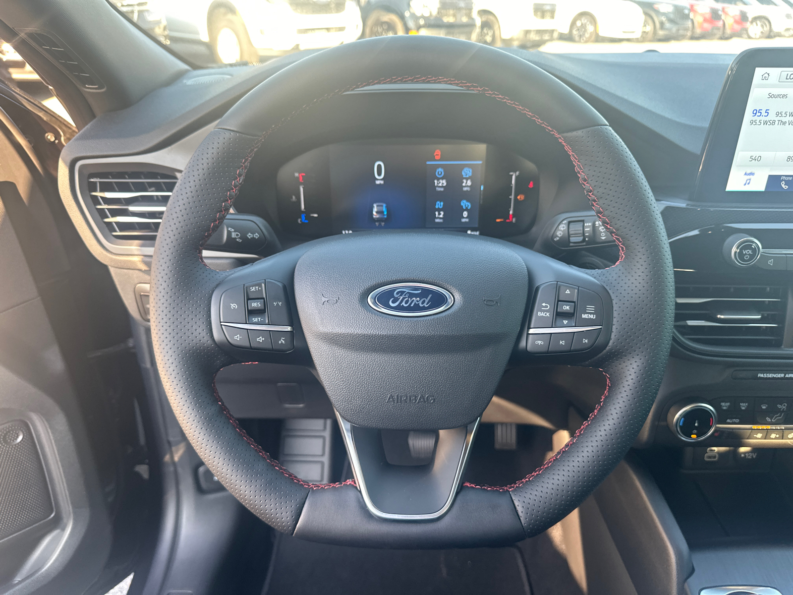 2025 Ford Escape ST-Line 24