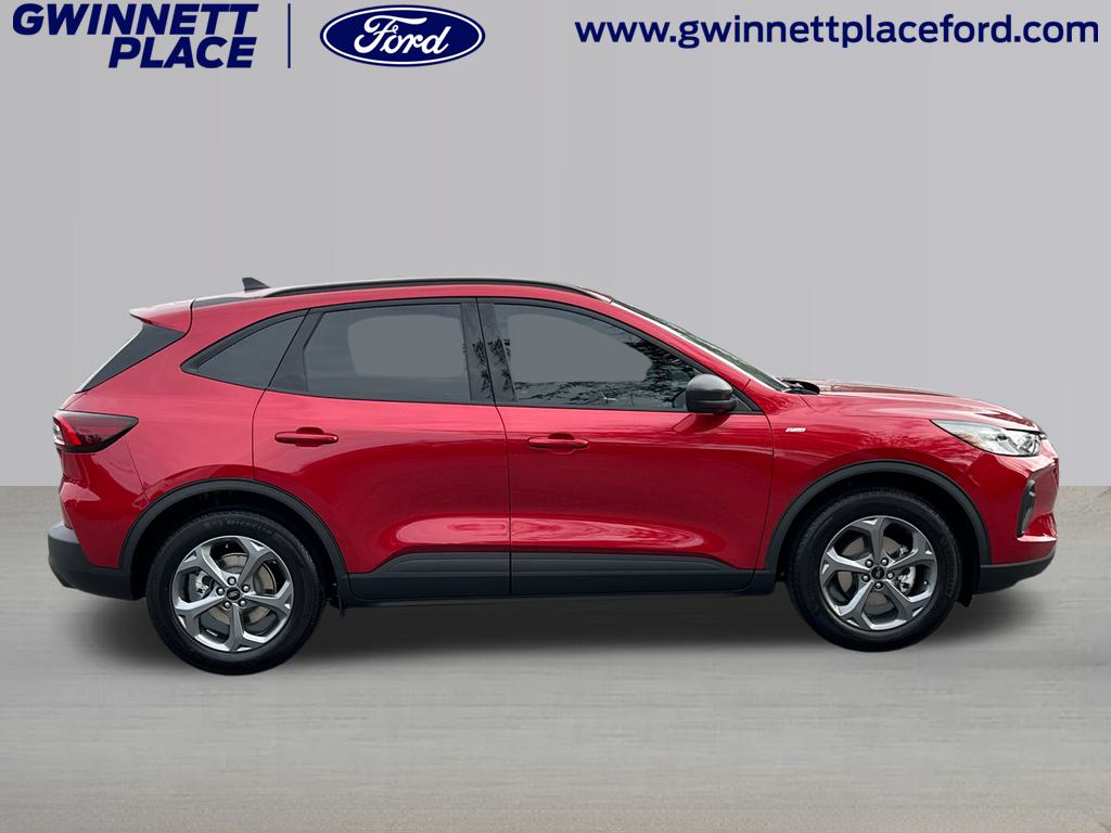 2025 Ford Escape ST-Line 4