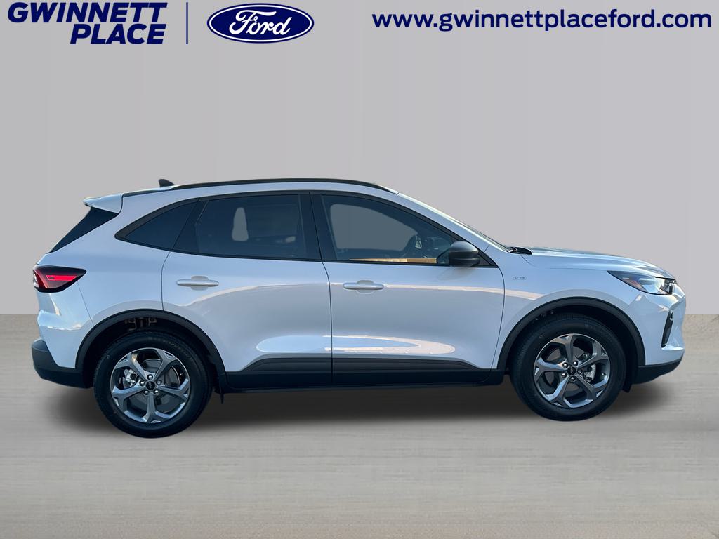 2025 Ford Escape ST-Line 4