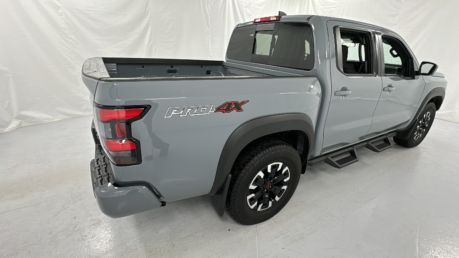 2023 Nissan Frontier PRO-4X 3