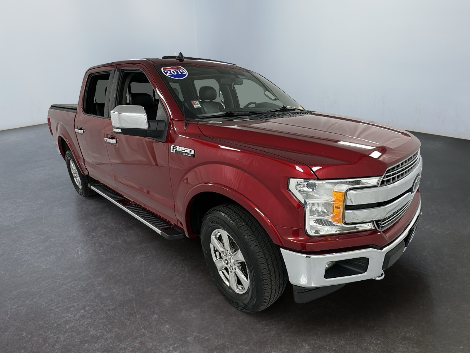 2019 Ford F-150 Lariat 1