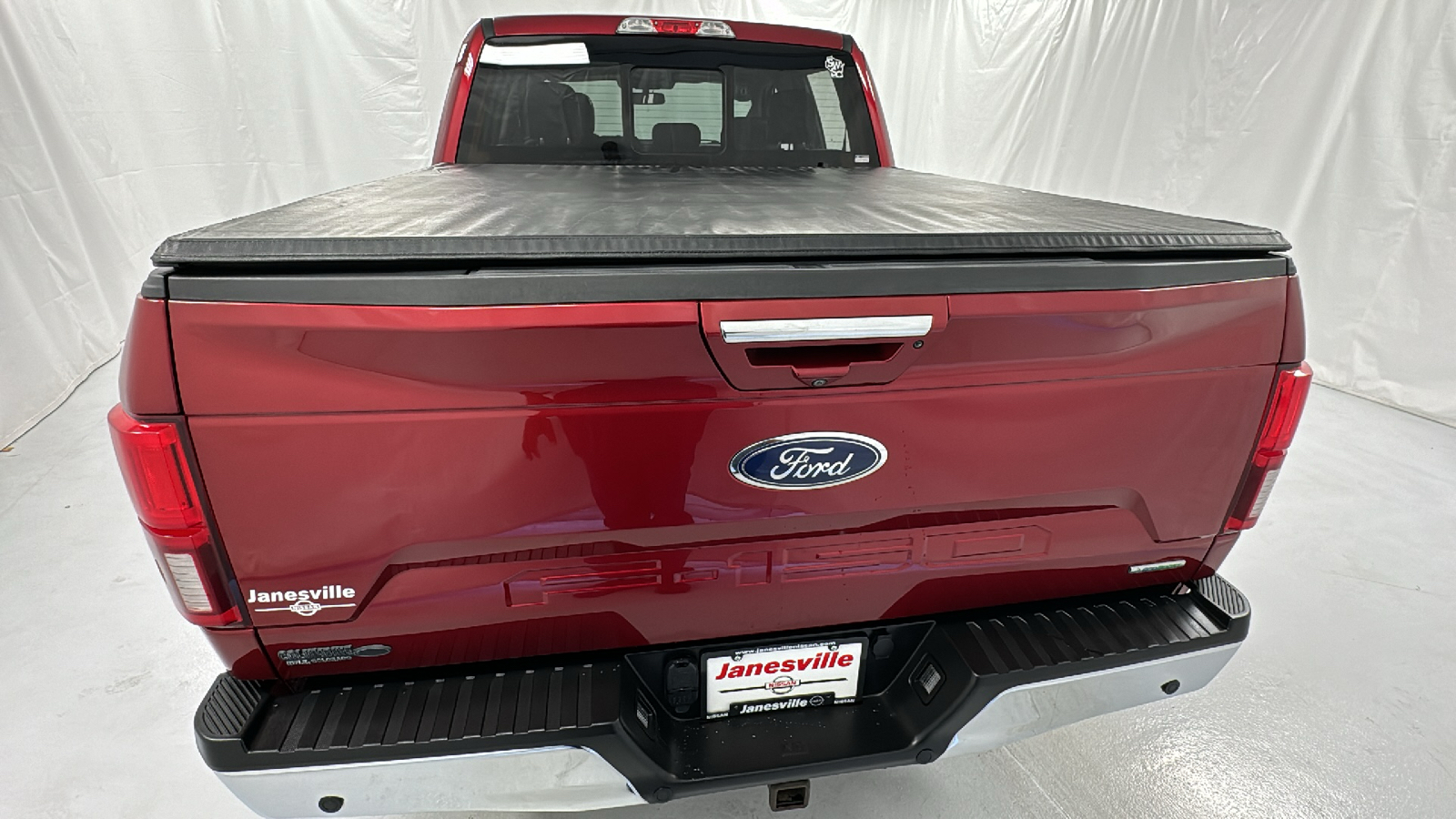 2019 Ford F-150 Lariat 4