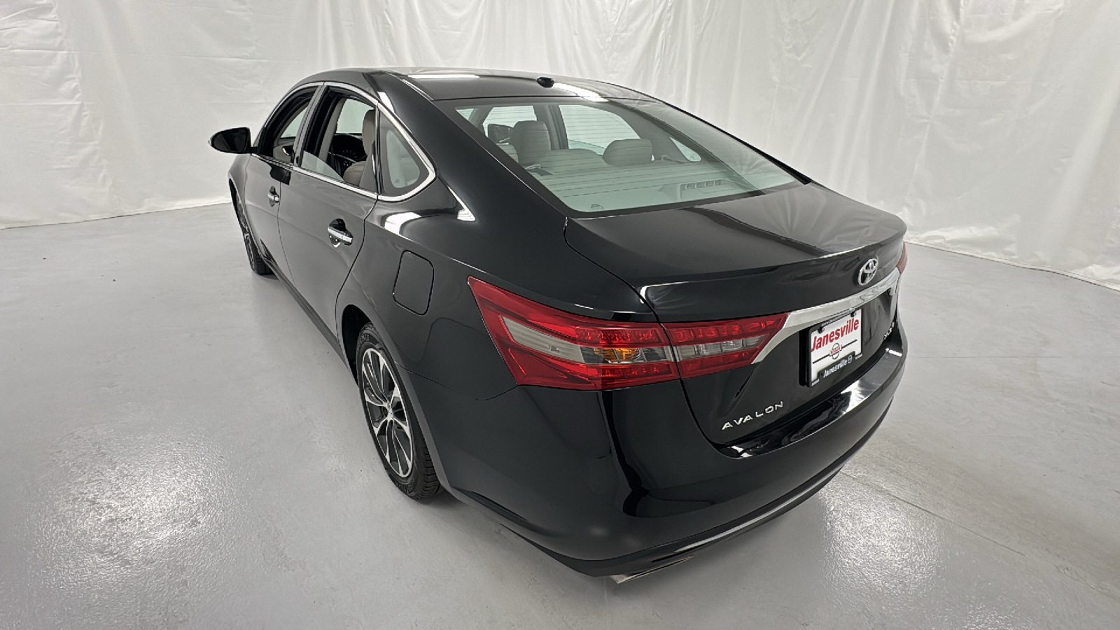 2016 Toyota Avalon XLE 5