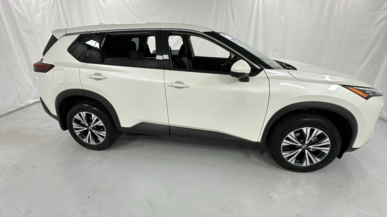 2021 Nissan Rogue SV 2