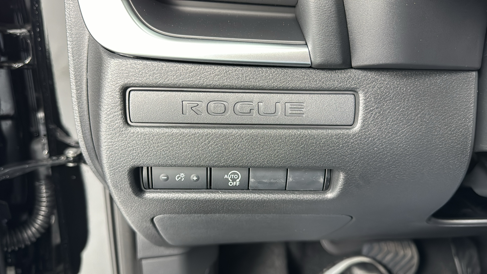 2024 Nissan Rogue S 31