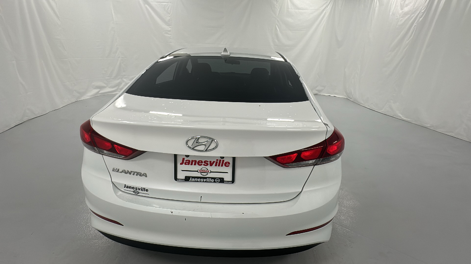 2017 Hyundai Elantra SE 4