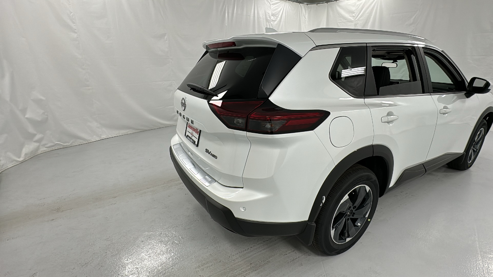 2024 Nissan Rogue SV 3