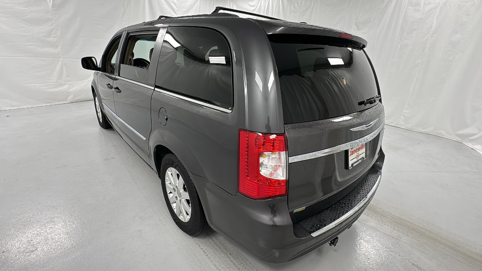 2016 Chrysler Town & Country Touring 5