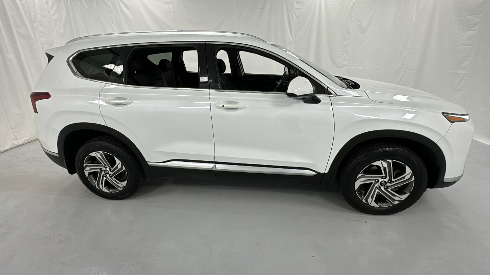 2021 Hyundai Santa Fe SEL 2