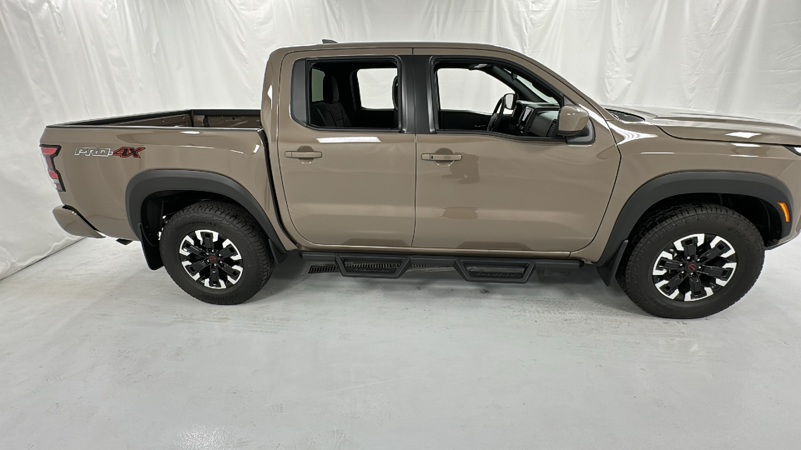 2024 Nissan Frontier PRO-4X 2