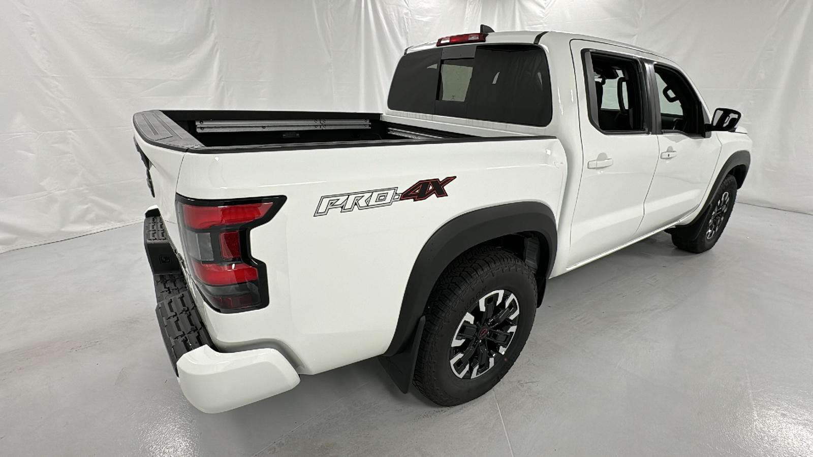 2024 Nissan Frontier PRO-4X 3