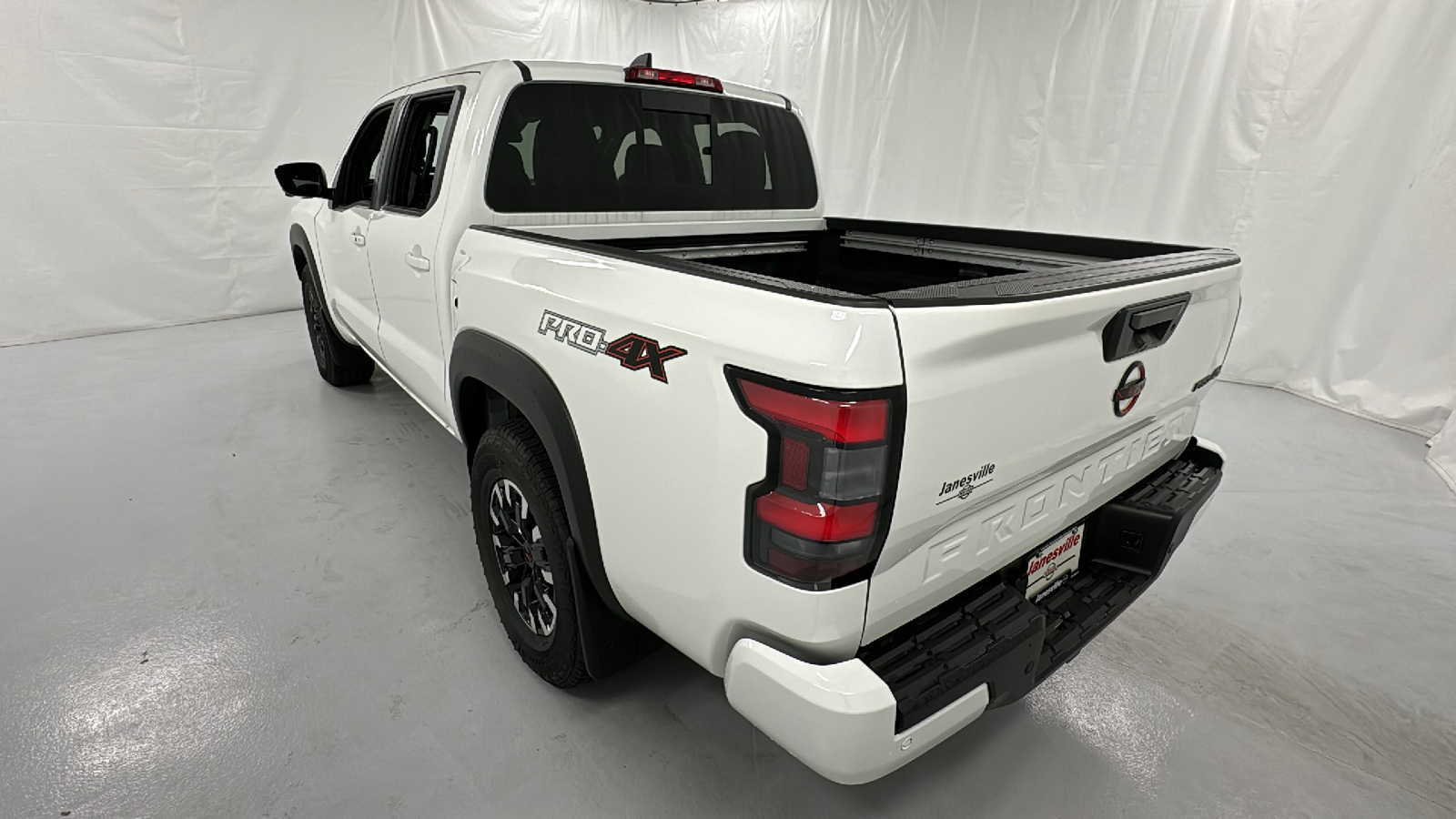 2024 Nissan Frontier PRO-4X 5