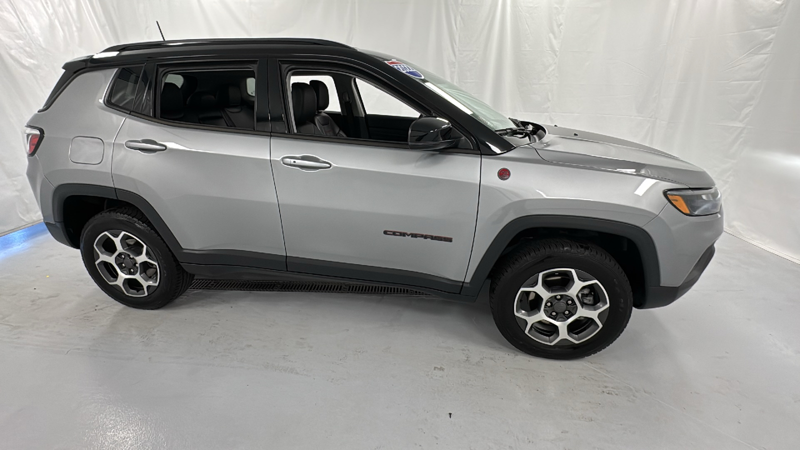 2022 Jeep Compass Trailhawk 2