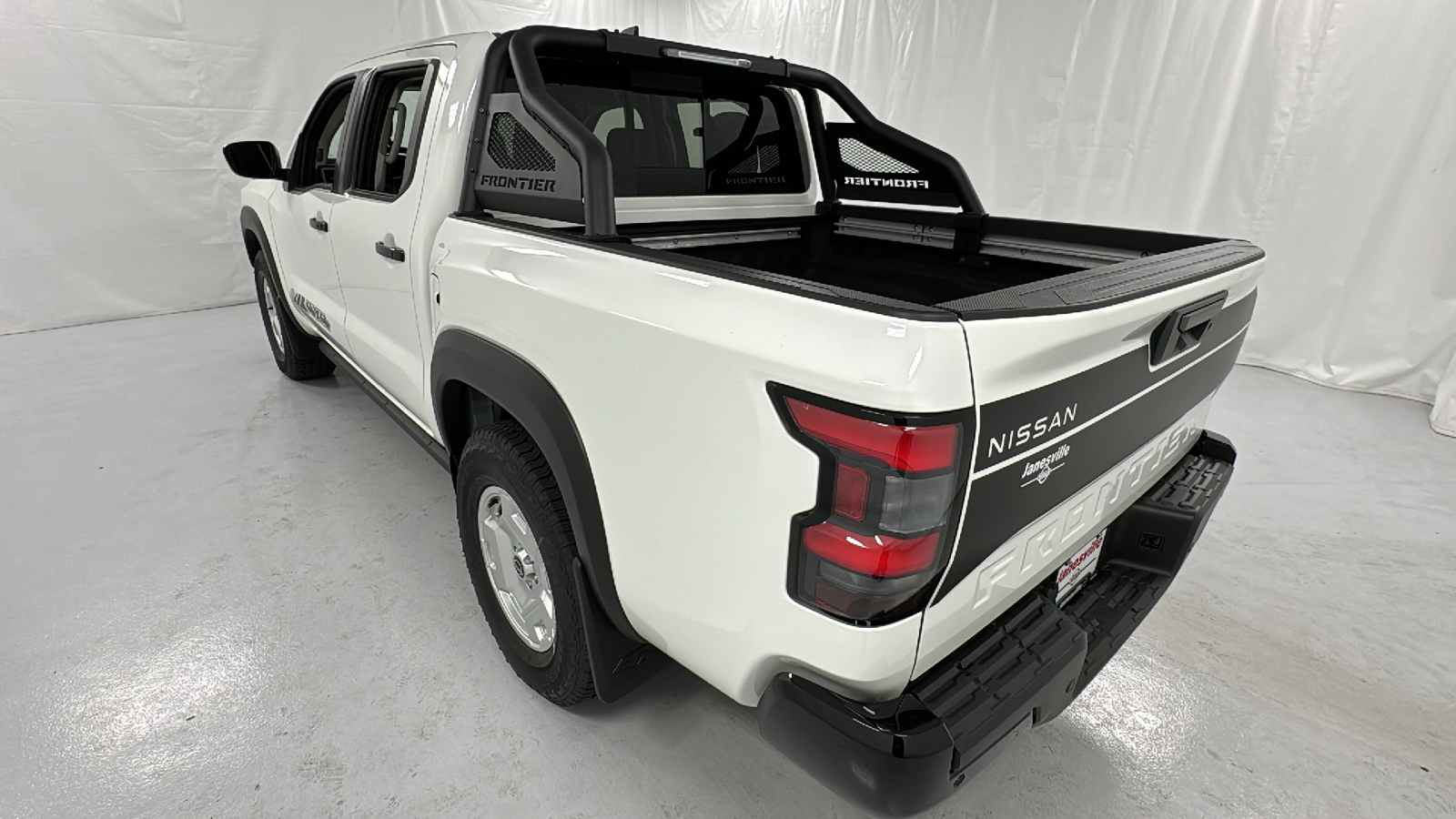 2024 Nissan Frontier SV 5